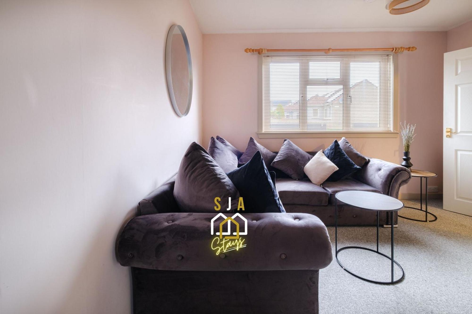 Banchory House - Sja Stays - 2 Bed House 객실 사진