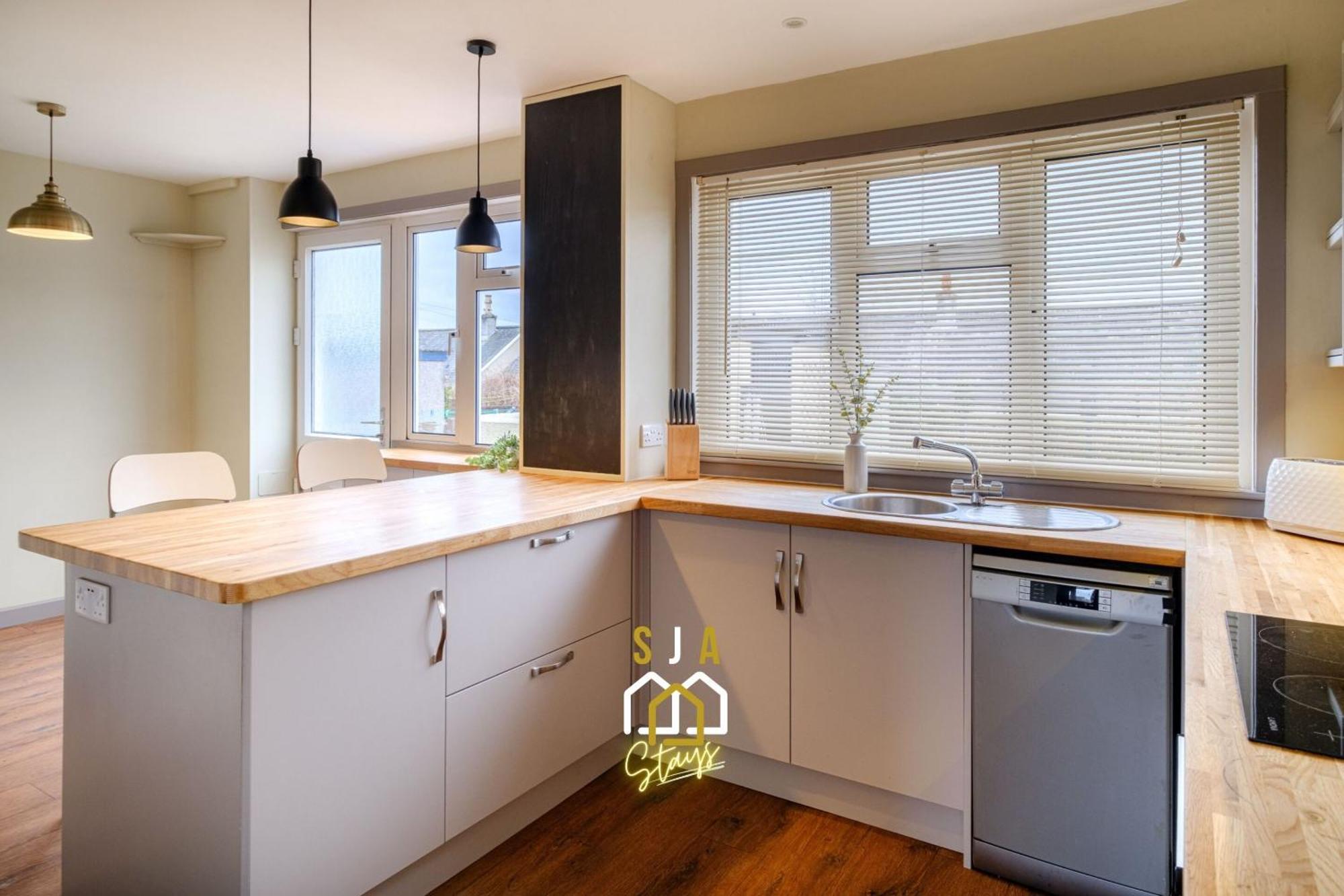 Banchory House - Sja Stays - 2 Bed House 객실 사진