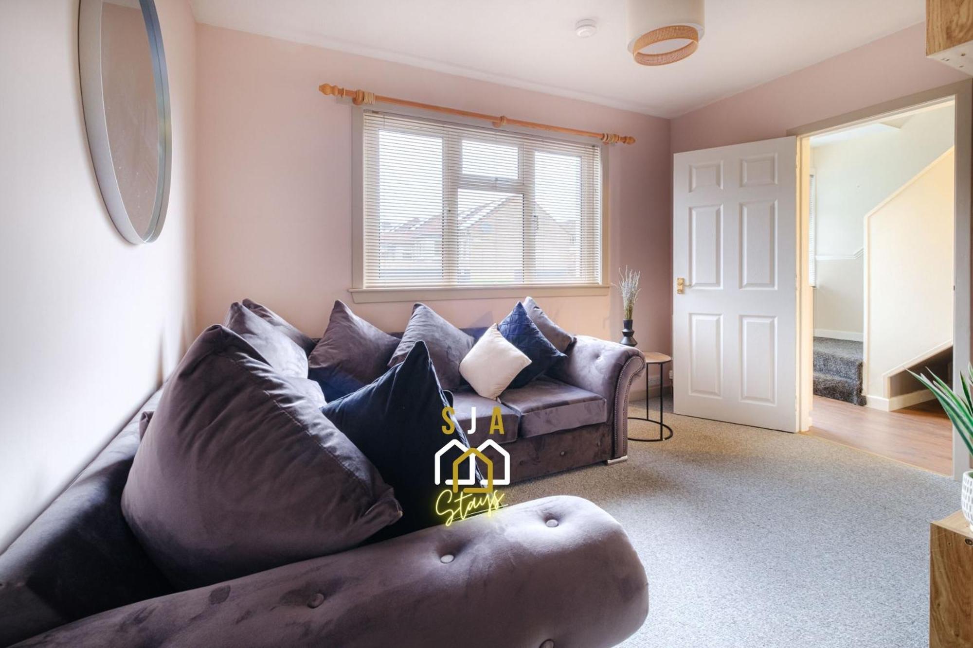 Banchory House - Sja Stays - 2 Bed House 객실 사진